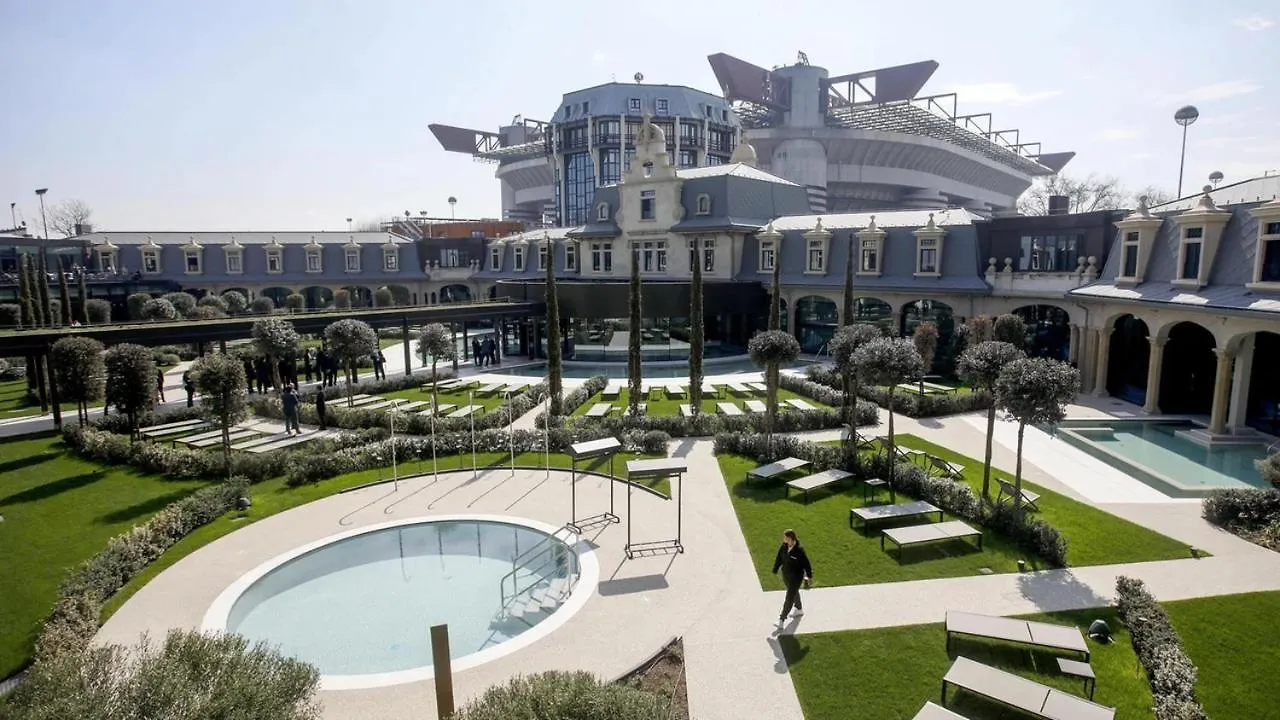 Cozy Stay San Siro Stadium & Spa Escape Milánó 0*,